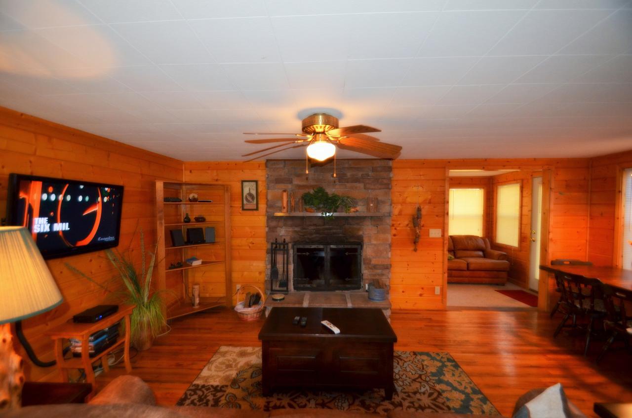 فيلا شاليه فيليدجفي Little Creek Cabin المظهر الخارجي الصورة